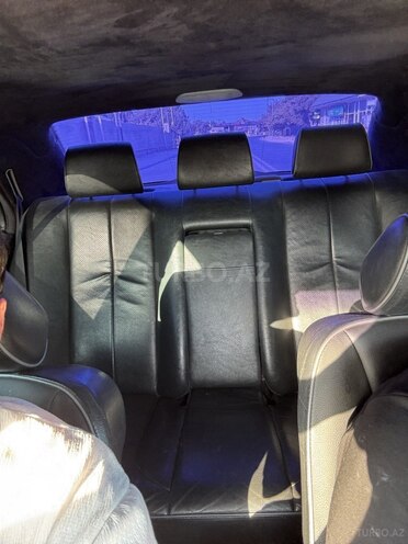 Mercedes E 240 1999, 320,000 km - 2.4 l - Bakı