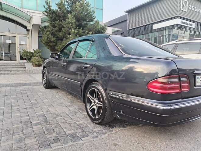 Mercedes E 230 1996, 558,200 km - 2.3 l - Bakı