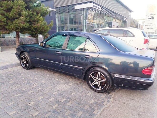 Mercedes E 230 1996, 558,200 km - 2.3 l - Bakı