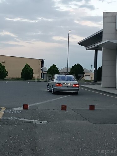 Mercedes E 240 1999, 320,000 km - 2.4 l - Bakı