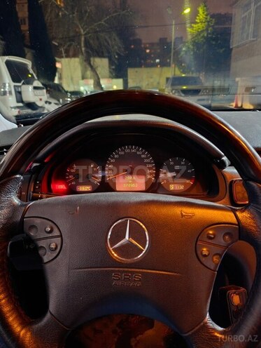 Mercedes E 270 2000, 385,000 km - 2.7 l - Bakı