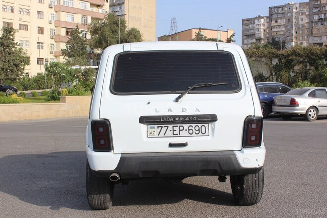 LADA (VAZ) Niva 2011, 186,000 km - 1.7 л - Bakı