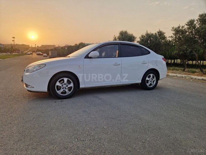 Hyundai Avante 2009, 242,000 km - 1.6 л - Bakı