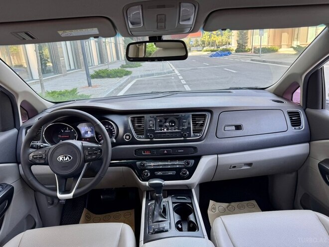 Kia Carnival 2017, 189,000 km - 2.2 l - Bakı
