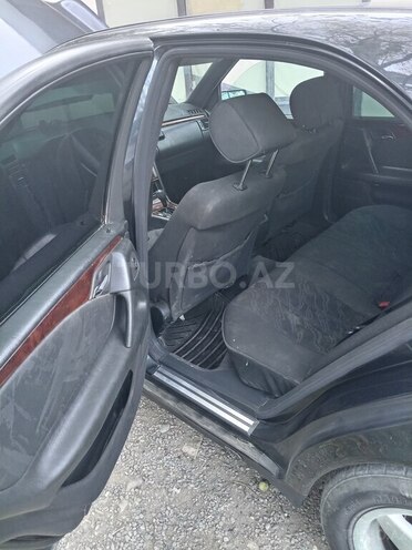 Mercedes E 240 1997, 340,000 km - 2.4 l - Goranboy