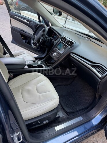 Ford Fusion (North America) 2017, 250,000 km - 2.0 л - Bakı
