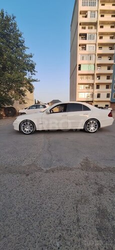 Mercedes E 240 2002, 288,000 km - 2.6 l - Bakı
