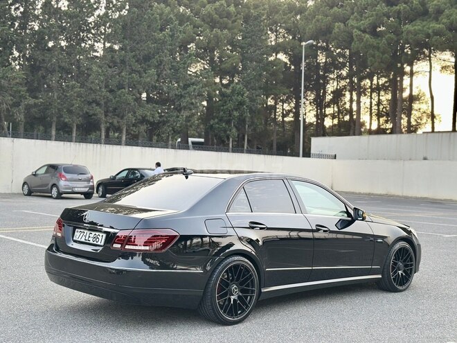 Mercedes E 220 d 2010, 214,700 km - 2.2 l - Bakı