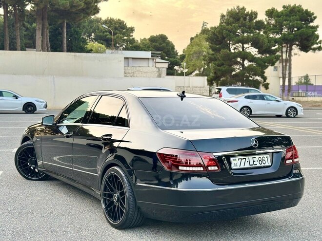 Mercedes E 220 d 2010, 214,700 km - 2.2 l - Bakı