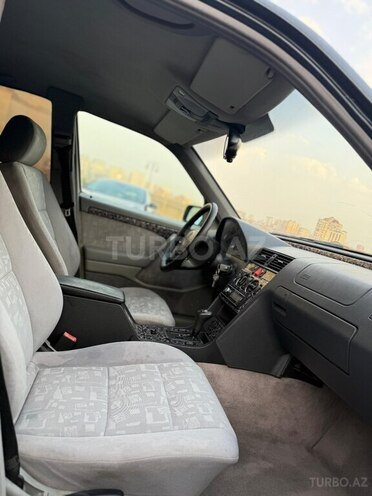 Mercedes C 180 1997, 452,636 km - 1.8 л - Bakı