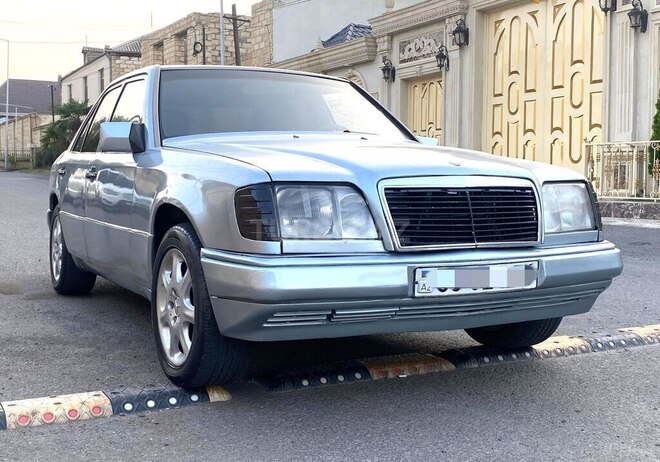 Mercedes E 300 d 1992, 256,000 km - 3.0 l - Gəncə