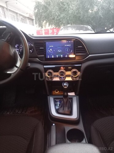 Hyundai Elantra 2019, 141,000 km - 1.6 л - Bakı