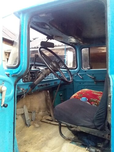 ZIL 130 1991, 251,300 km - 6.0 l - Qazax