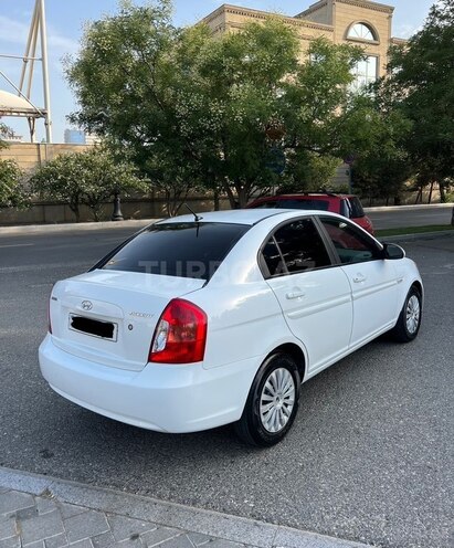 Hyundai Accent 2009, 238,000 km - 1.4 l - Bakı