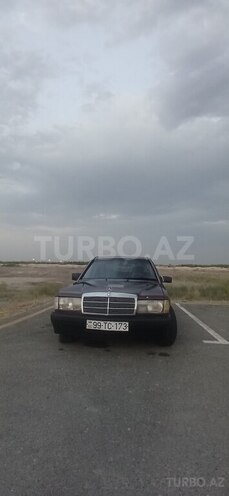 Mercedes 190 1990, 300,173 km - 0.6 l - Ucar