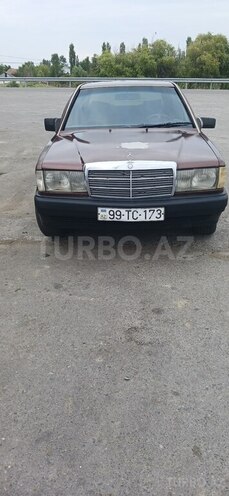 Mercedes 190 1990, 300,173 km - 0.6 l - Ucar
