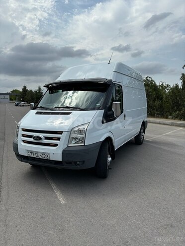 Ford Transit 2009, 179,000 km - 2.4 л - Quba
