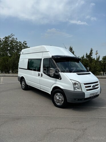Ford Transit 2009, 179,000 km - 2.4 л - Quba