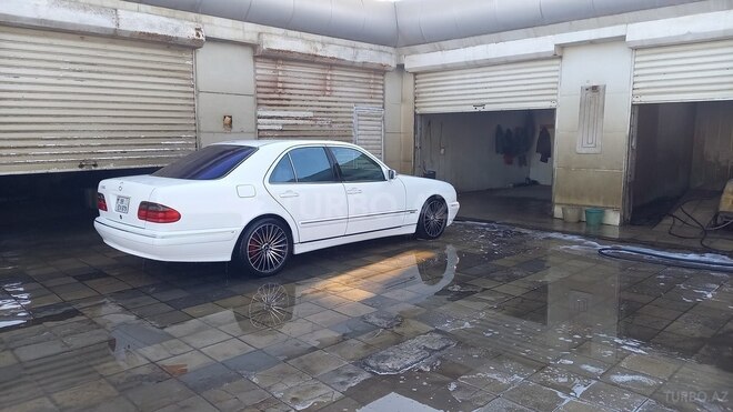 Mercedes E 320 1999, 280,000 km - 3.2 l - Cəlilabad