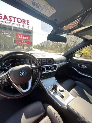 BMW 330e 2022, 68,000 km - 2.0 l - Bakı