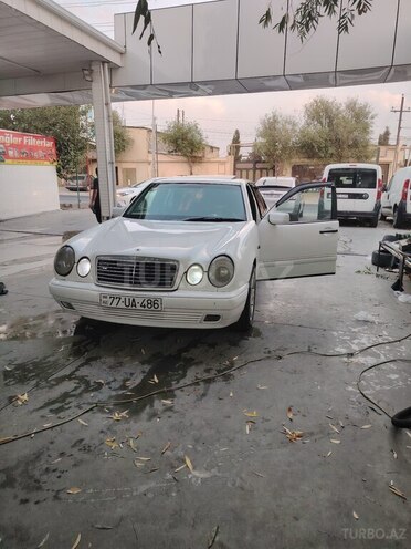 Mercedes E 230 1996, 325,000 km - 2.3 l - Bakı