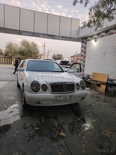 Mercedes E 230 1996, 325,000 km - 2.3 l - Bakı