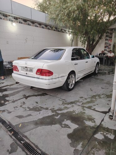 Mercedes E 230 1996, 325,000 km - 2.3 l - Bakı