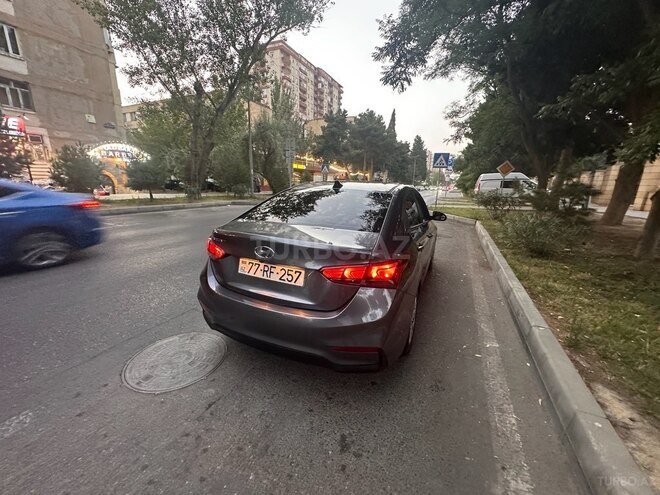 Hyundai Accent 2018, 185,075 km - 1.6 л - Bakı
