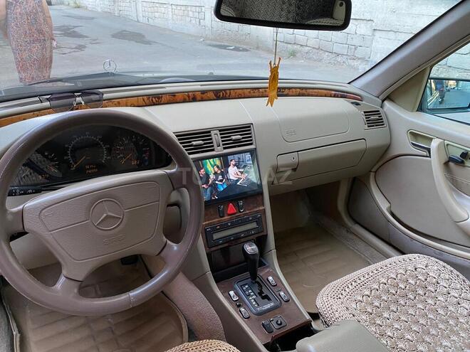 Mercedes C 230 1997, 243,000 km - 2.3 l - Bakı