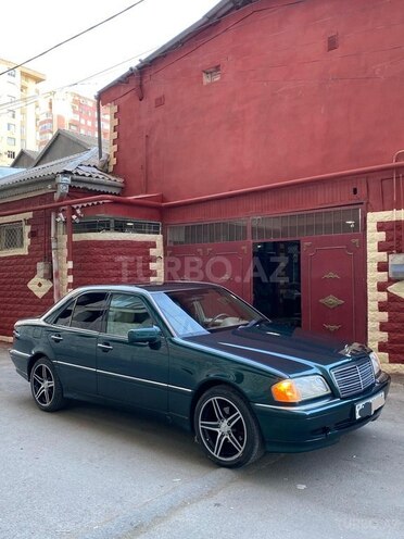 Mercedes C 230 1997, 243,000 km - 2.3 l - Bakı