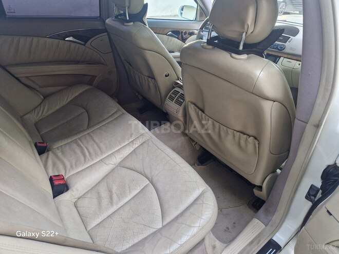 Mercedes E 240 2004, 325,088 km - 2.6 l - Bakı