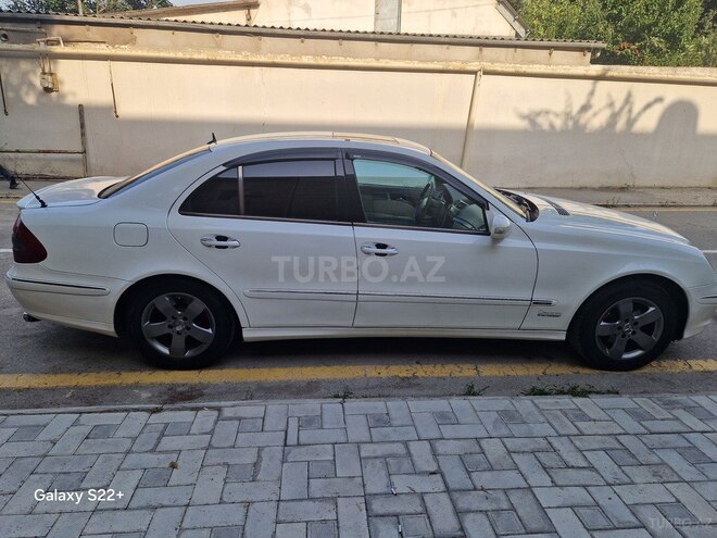 Mercedes E 240 2004, 325,088 km - 2.6 l - Bakı