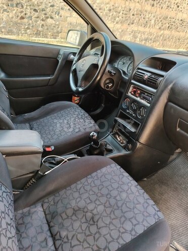 Opel Astra 2000, 200,000 km - 1.6 л - Gəncə