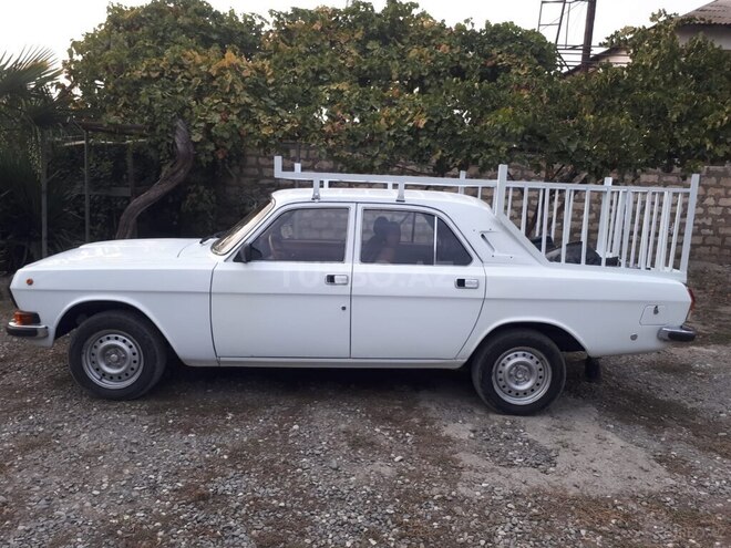 GAZ 24 1983, 245,000 km - 2.5 л - Ağcabədi