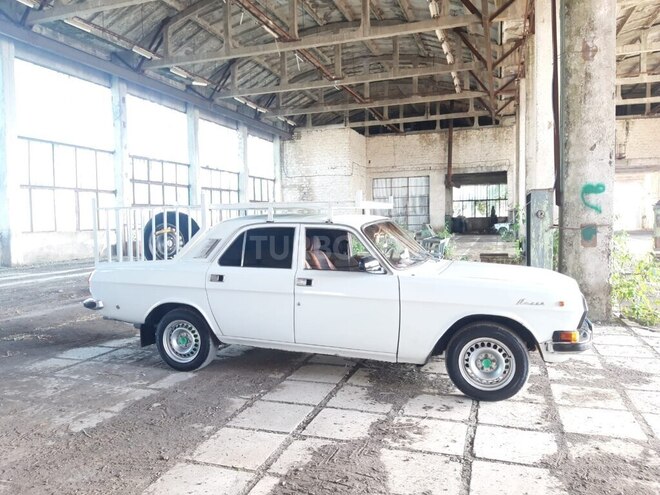 GAZ 24 1983, 245,000 km - 2.5 л - Ağcabədi
