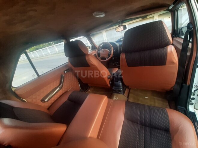 GAZ 24 1983, 245,000 km - 2.5 л - Ağcabədi