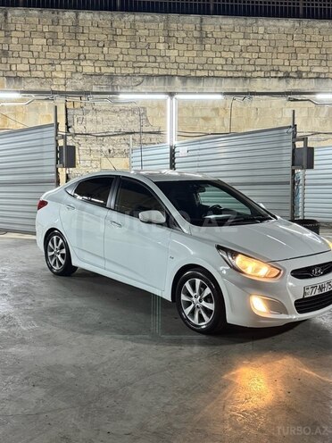 Hyundai Accent 2013, 240,000 km - 1.6 l - Bakı