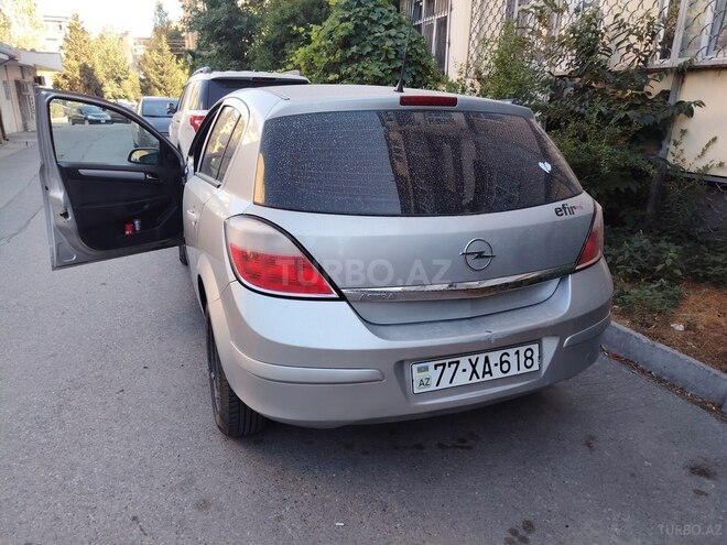 Opel Astra 2006, 255,000 km - 1.4 l - Bakı