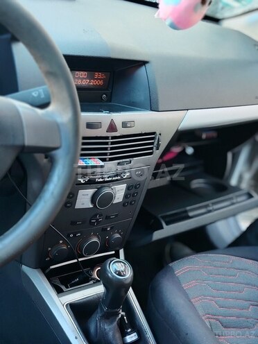 Opel Astra 2006, 255,000 km - 1.4 l - Bakı