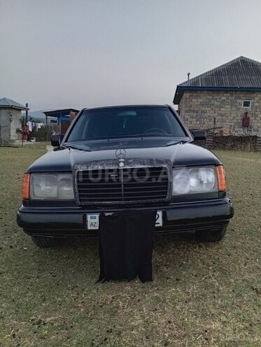 Mercedes E 230 1990, 453,000 km - 2.3 l - Lənkəran