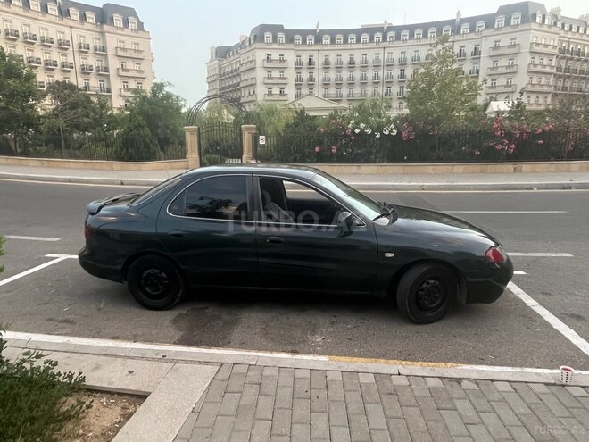 Hyundai Elantra 1996, 247,000 km - 2.0 л - Bakı