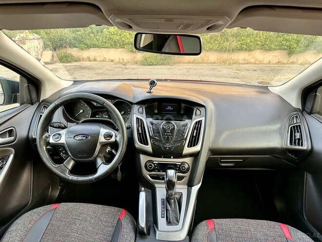 Ford Focus 2014, 235,680 km - 1.6 л - Bakı