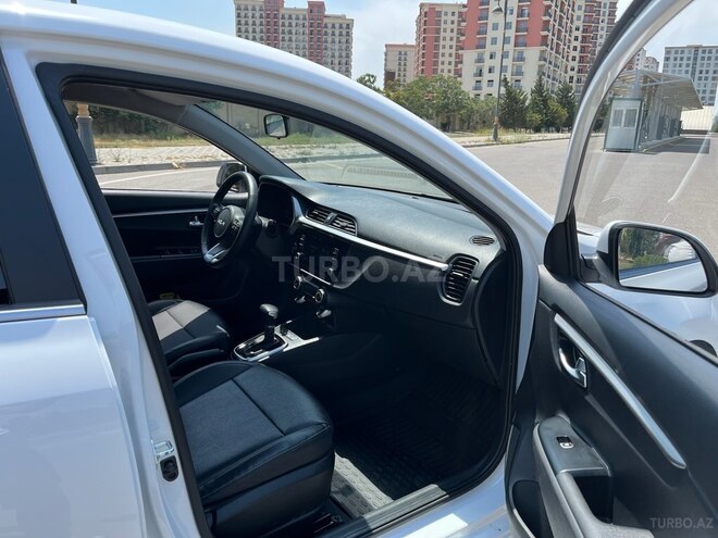 Kia Rio 2021, 58,000 km - 1.6 l - Bakı
