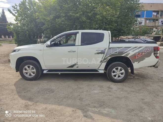 Mitsubishi L200 2021, 76,565 km - 2.4 л - Gəncə