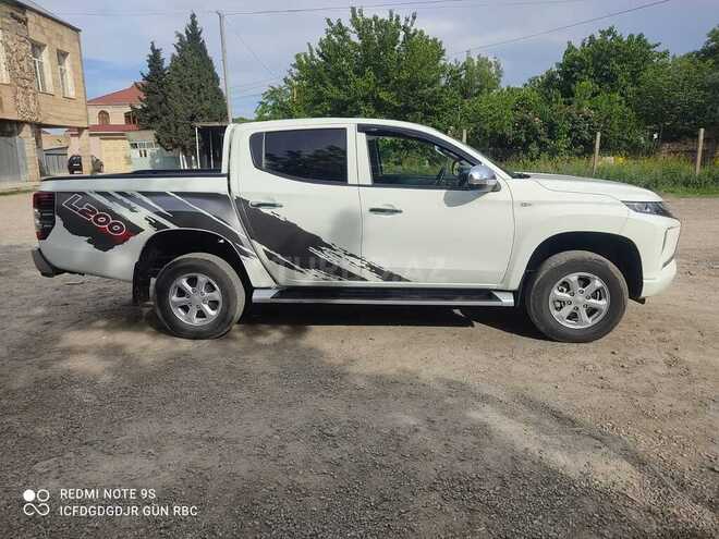 Mitsubishi L200 2021, 76,565 km - 2.4 л - Gəncə