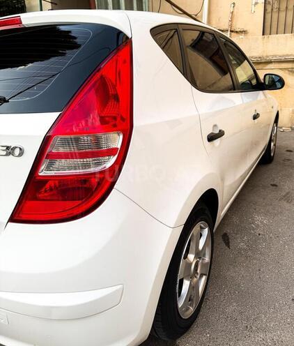 Hyundai i30 2009, 331,429 km - 1.4 l - Bakı