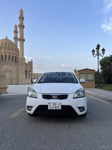 Kia Rio 2011, 198,200 km - 1.6 l - Bakı