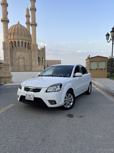 Kia Rio 2011, 198,200 km - 1.6 l - Bakı