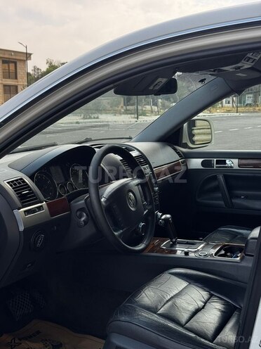 Volkswagen Touareg 2005, 241,000 km - 3.2 l - Bakı