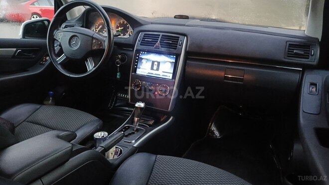 Mercedes B 180 2011, 106,000 km - 1.7 l - Sumqayıt